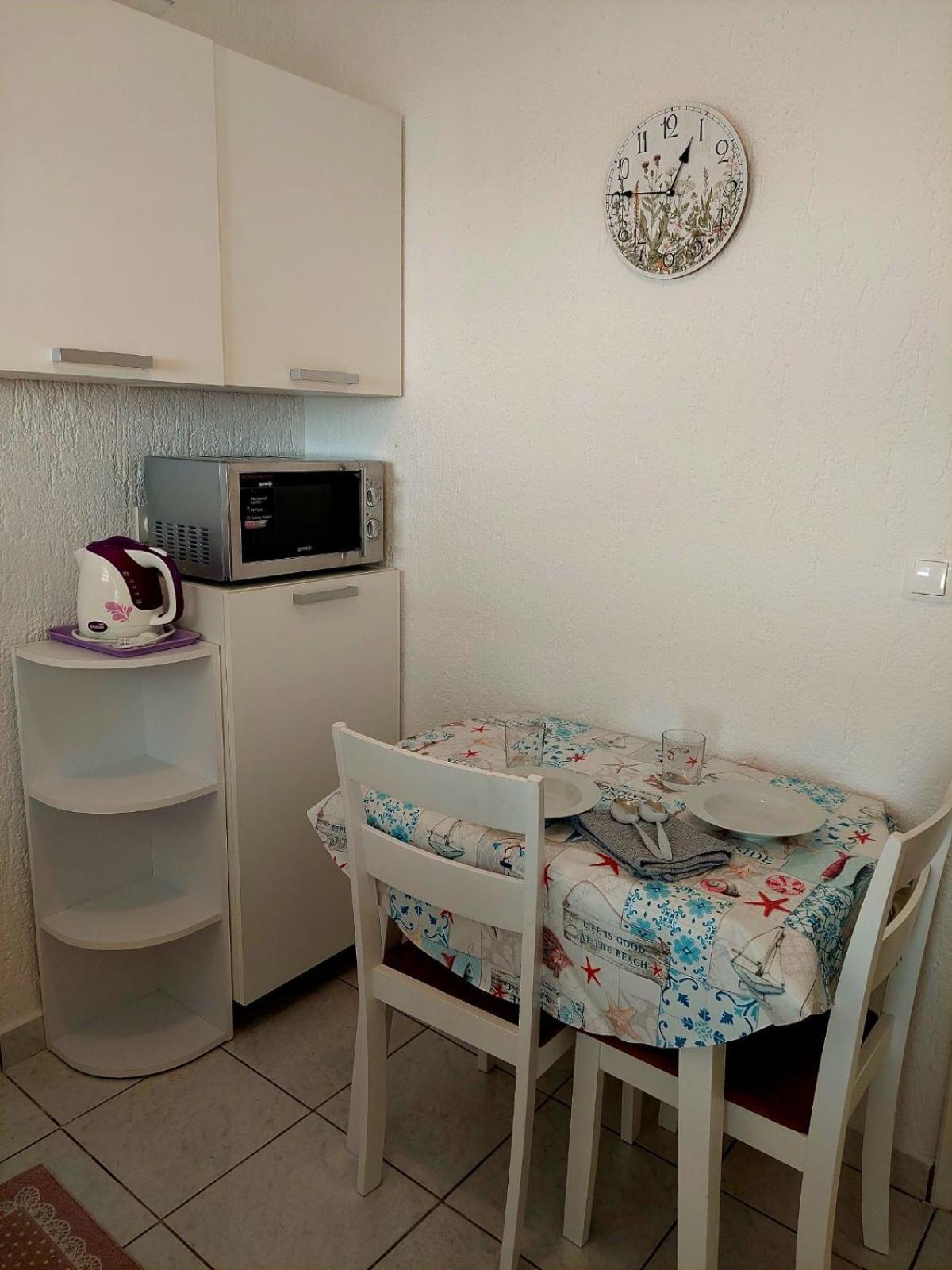 Apartments Hodanic Krk Town Oda fotoğraf